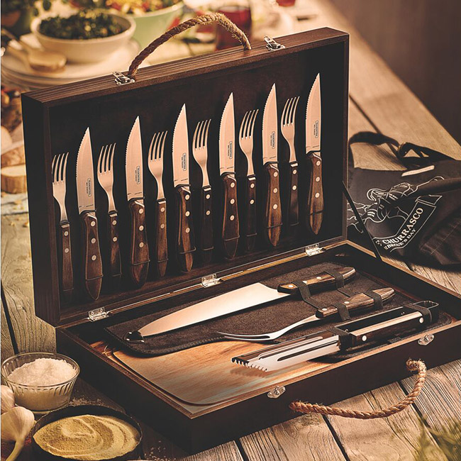 17pc Barbeque Set In Wooden Case - Image 2