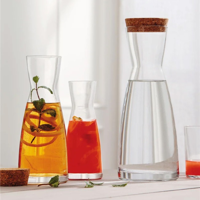 Ypsilon Carafe With Cork Stopper, 500ml - Image 2