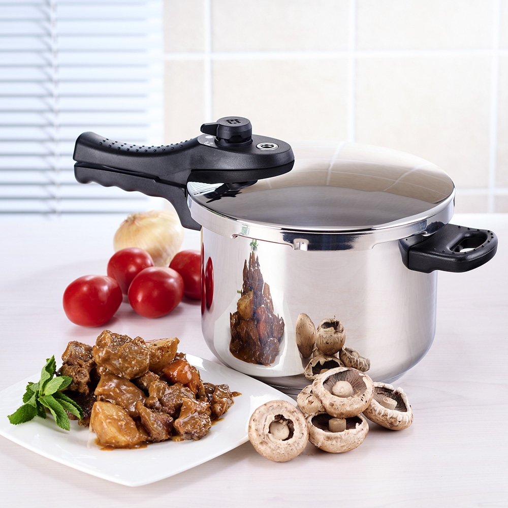 Stainless Steel Pressure Cooker, 6L - Image 2