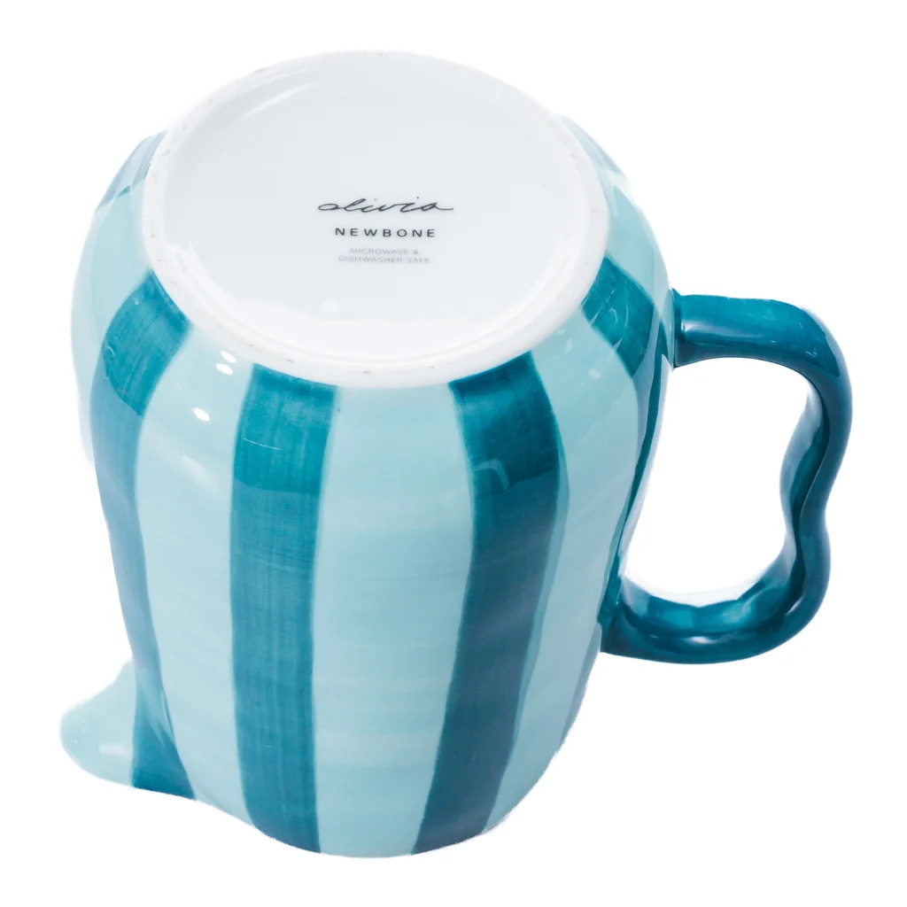 Princess Hand-Painted Pitcher, 1.4L - Image 3